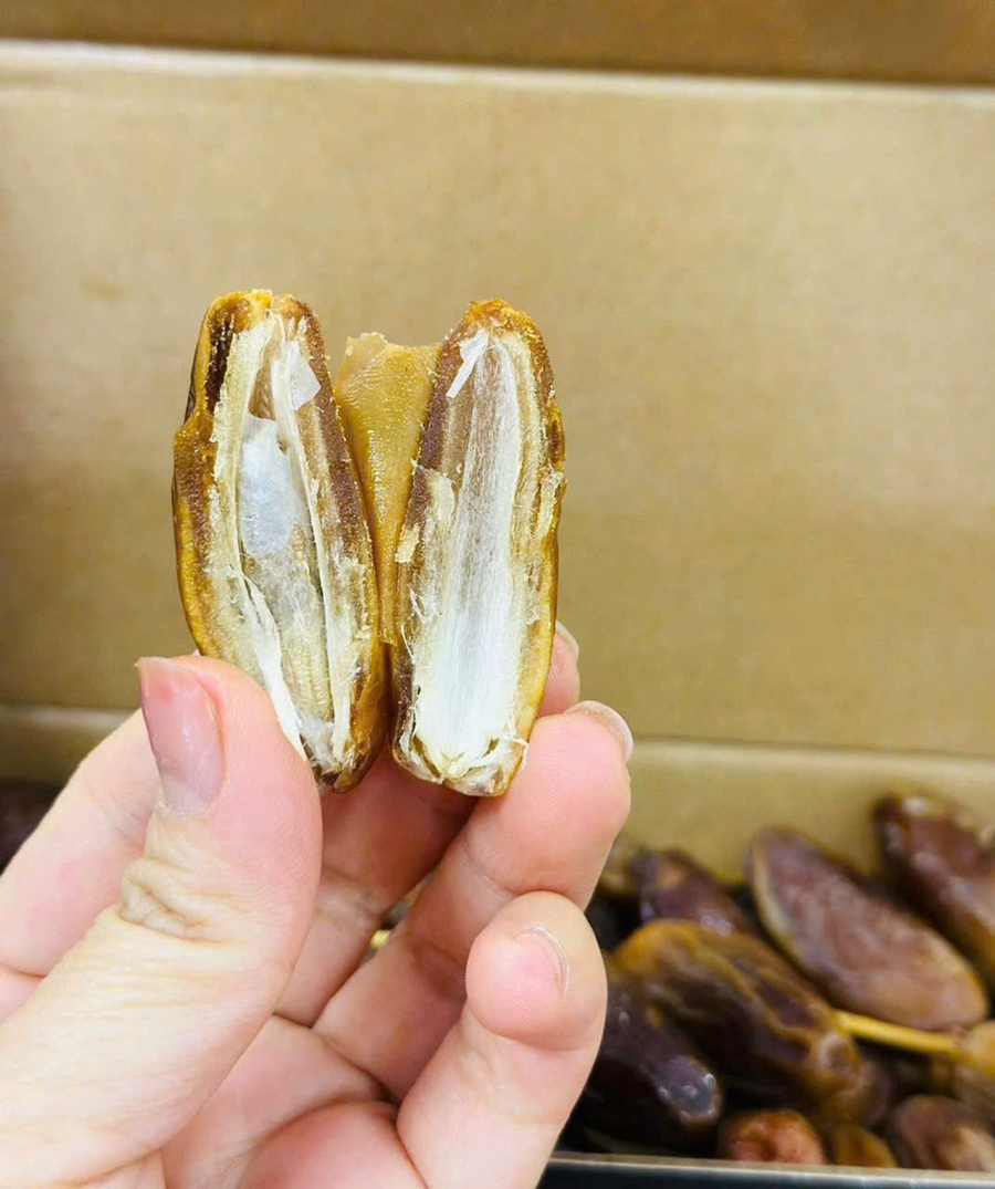 Combo 2 hộp chà là sấy nguyên cành TUNISI