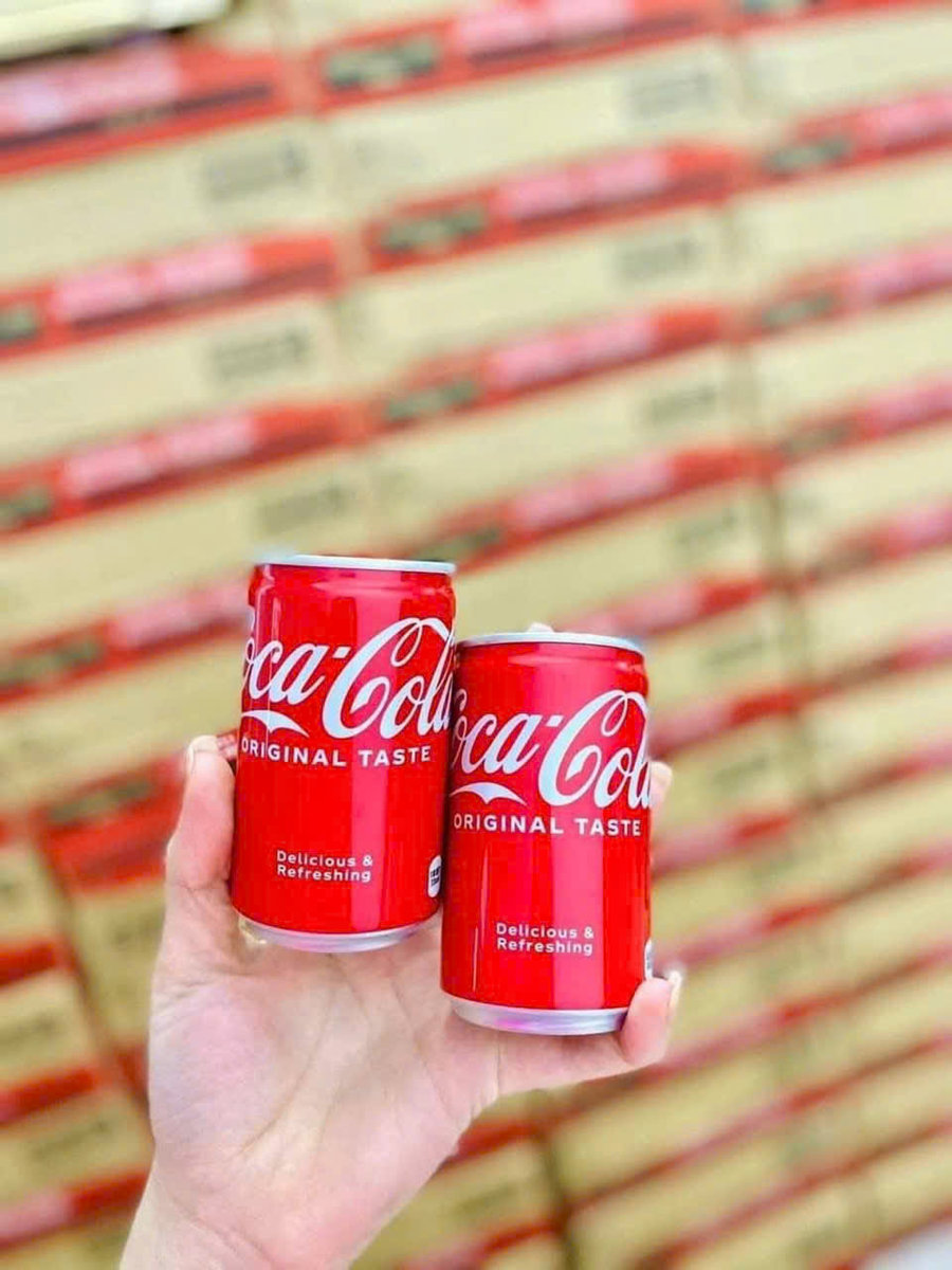 Coca nhí Nhật 160ml - thùng 30 lon