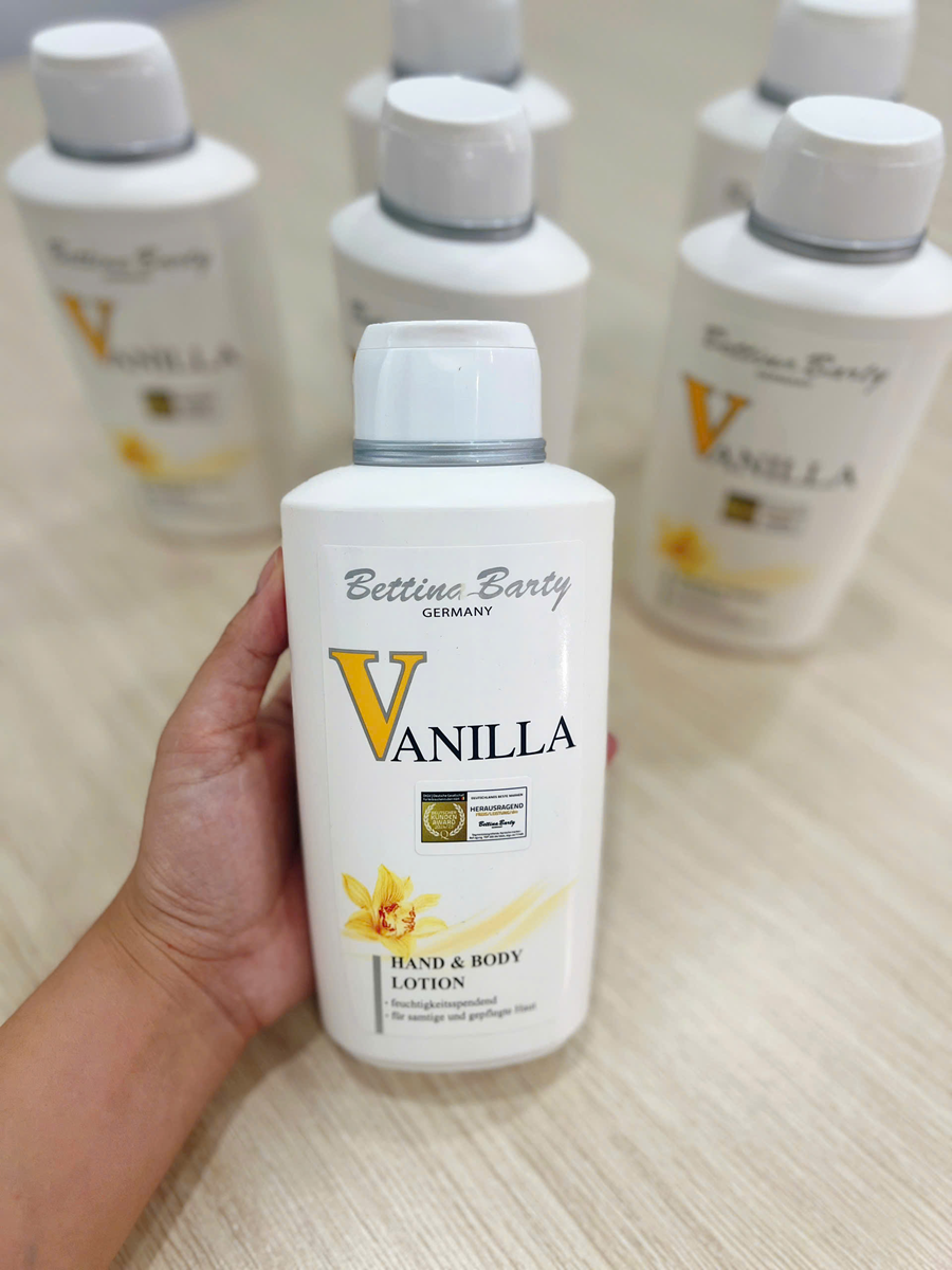 Combo 2 Chai Sữa Dưỡng Thể Vanilla Bettina Barty Đức 500ml